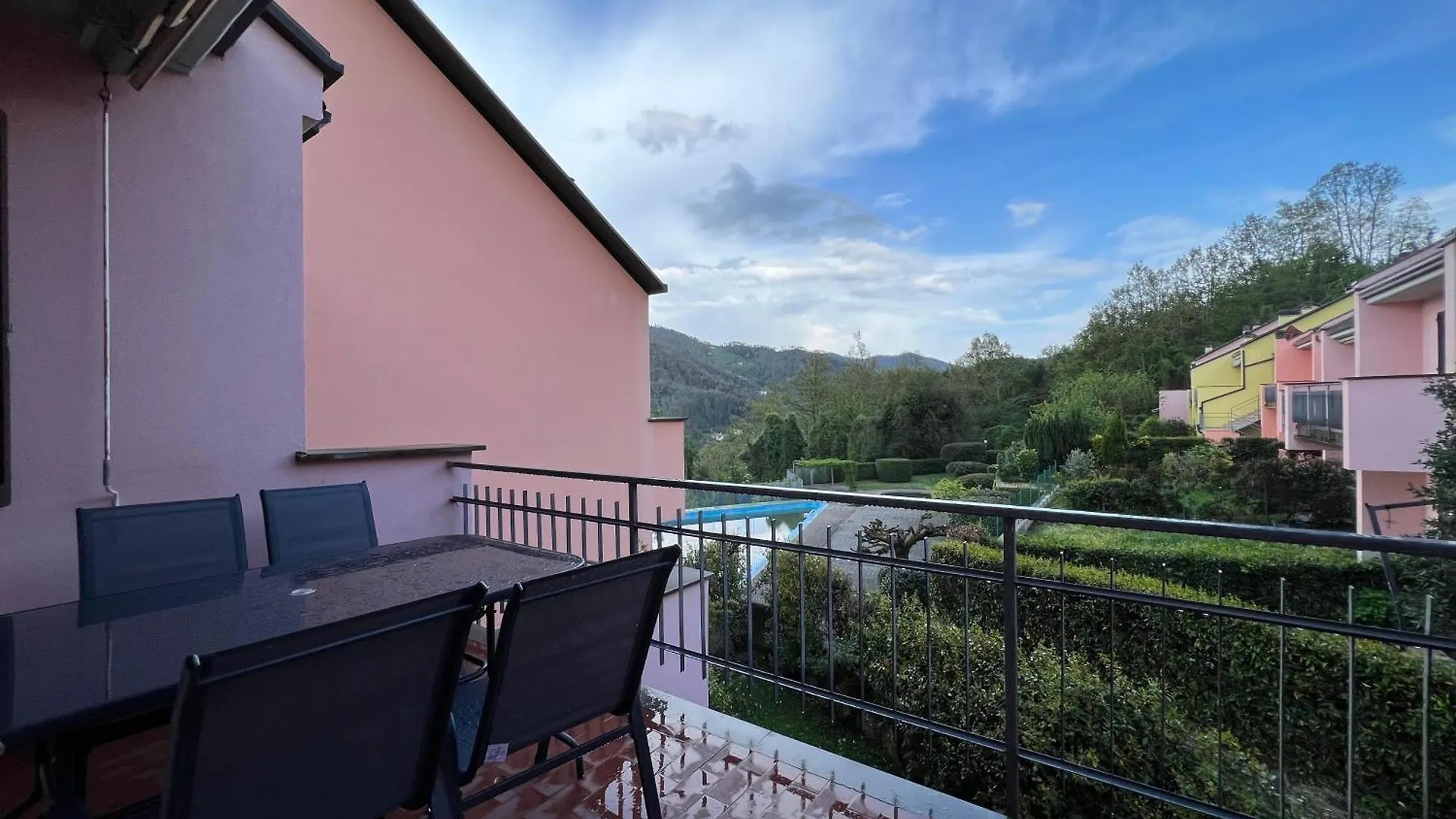 Trilocale Con Piscina Nel Villaggio Cinque Terre Soviore Italy